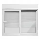 Janela de PVC Branco Vitro de Correr 2 Folhas Móveis Com Persiana Integrada e Fechadura Sem Grade Brimak Esquadrias Linha Itec