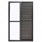 Porta Balcão de Correr com Veneziana de Alumínio Preto 3 Folhas Móveis Hale Esquadrias