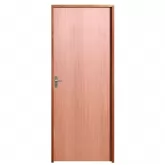 Porta de Madeira Semi-Oca Padrão Curupixá Lisa Batentes de 11 CM Eco Fechadura Comum Interna Uniportas
